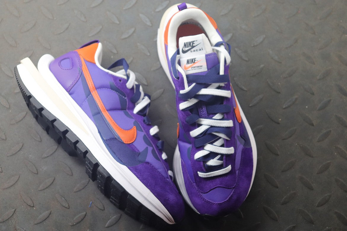 나이키 사카이 베이퍼와플 DD1875-500