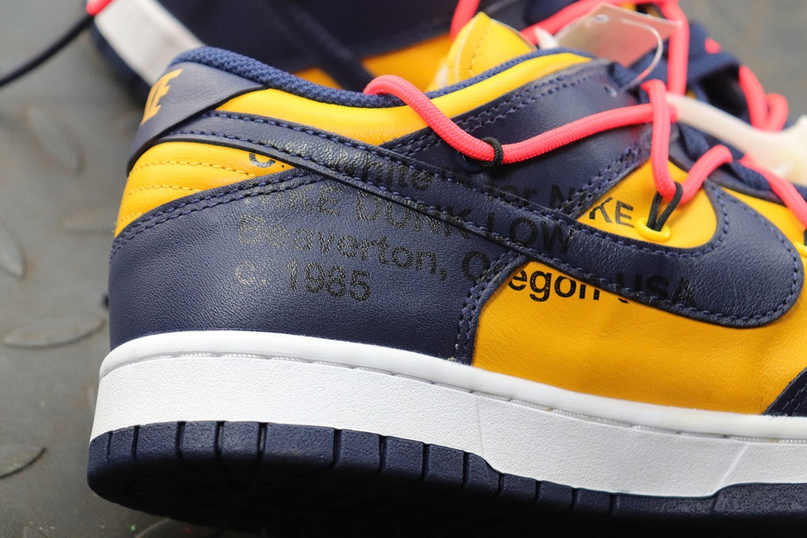 오프화이트 나이키 덩크로우 CT0856-700