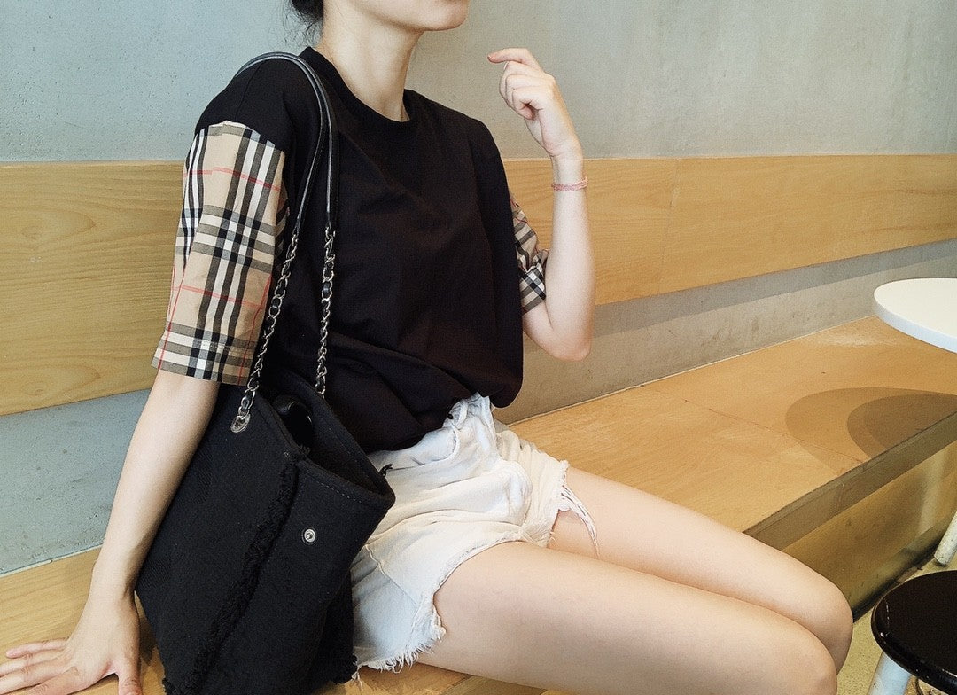 버버리 양팔 체크 반팔티