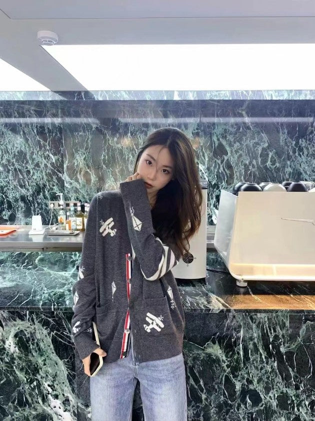 톰브라운 사선 완장 하프드롭 아이콘 가디건