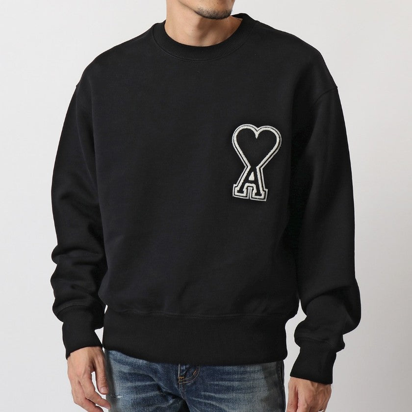 아미 입체 빅 로고 맨투맨