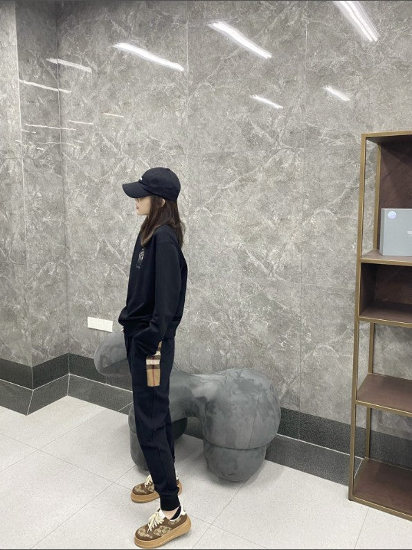 버버리 사이드 체크 기모 바지