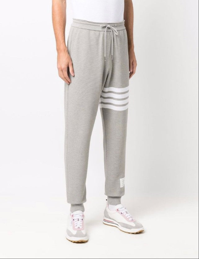 톰브라운 사선 완장 코튼 바지