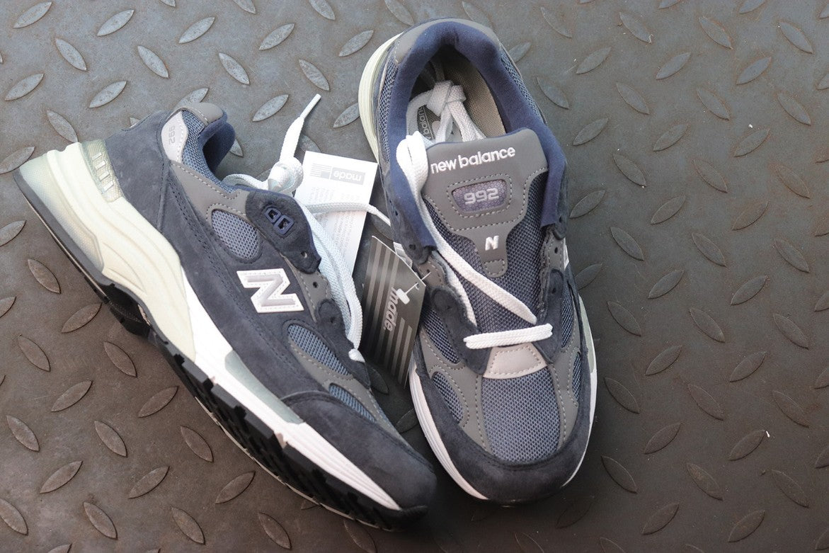 뉴발란스 992 네이비 M992GG