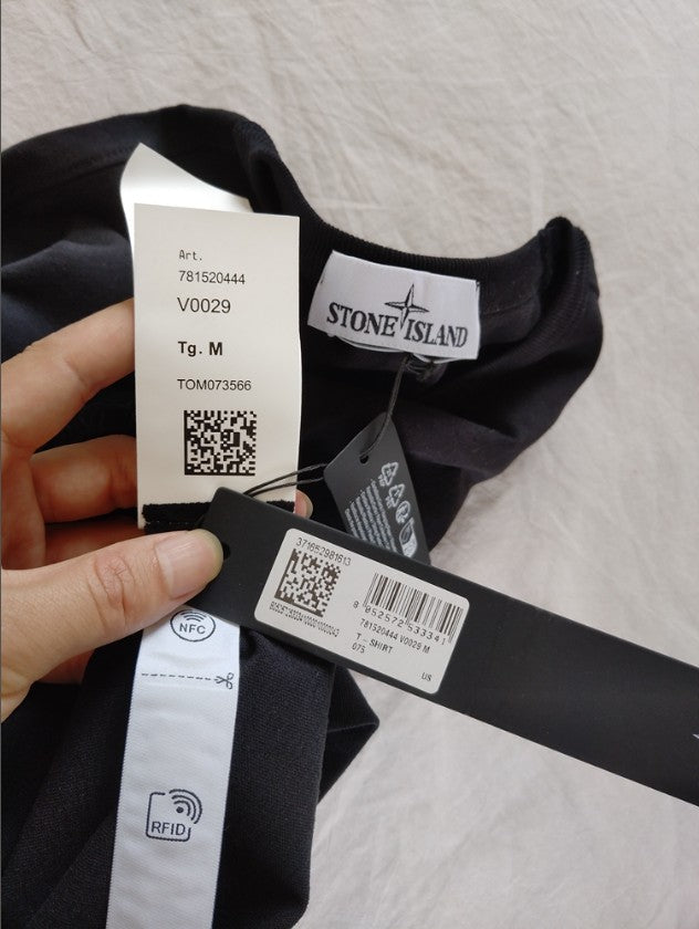 스톤아일랜드 자수 오버핏 반팔티 23SS 20444