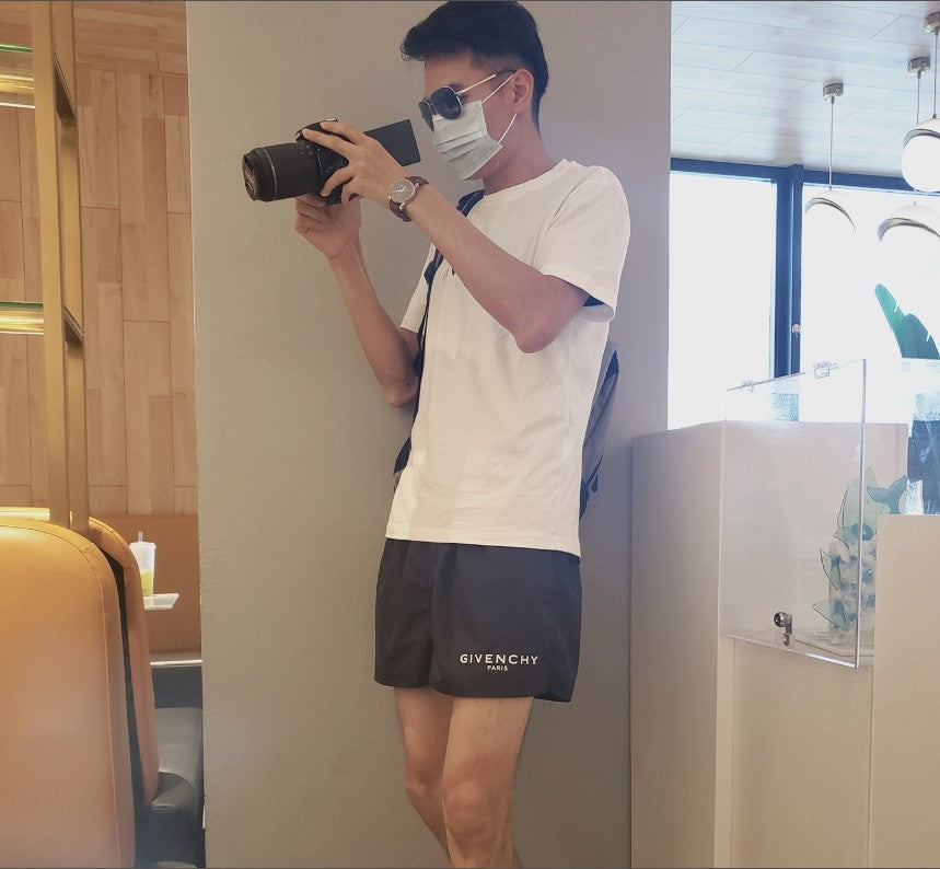 지방시 숏 반바지