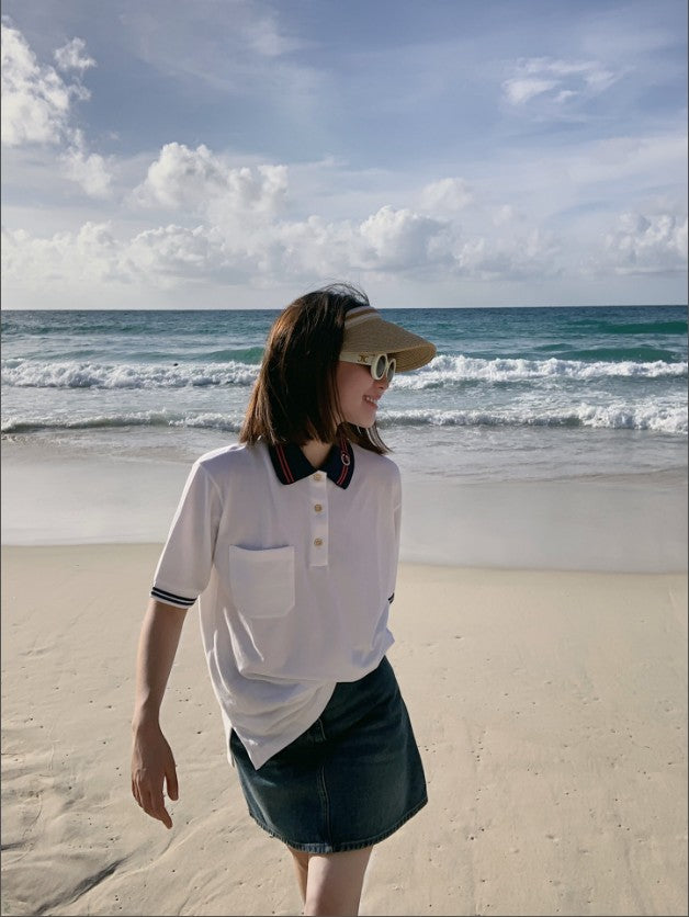 구찌 넥 자수 로고 카라 반팔티