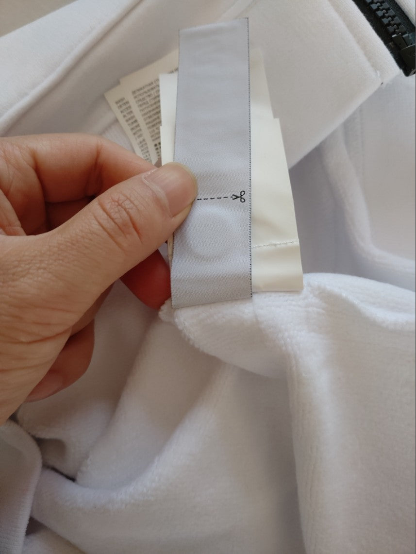 스톤아일랜드 기모 풀 집업 23FW 62820