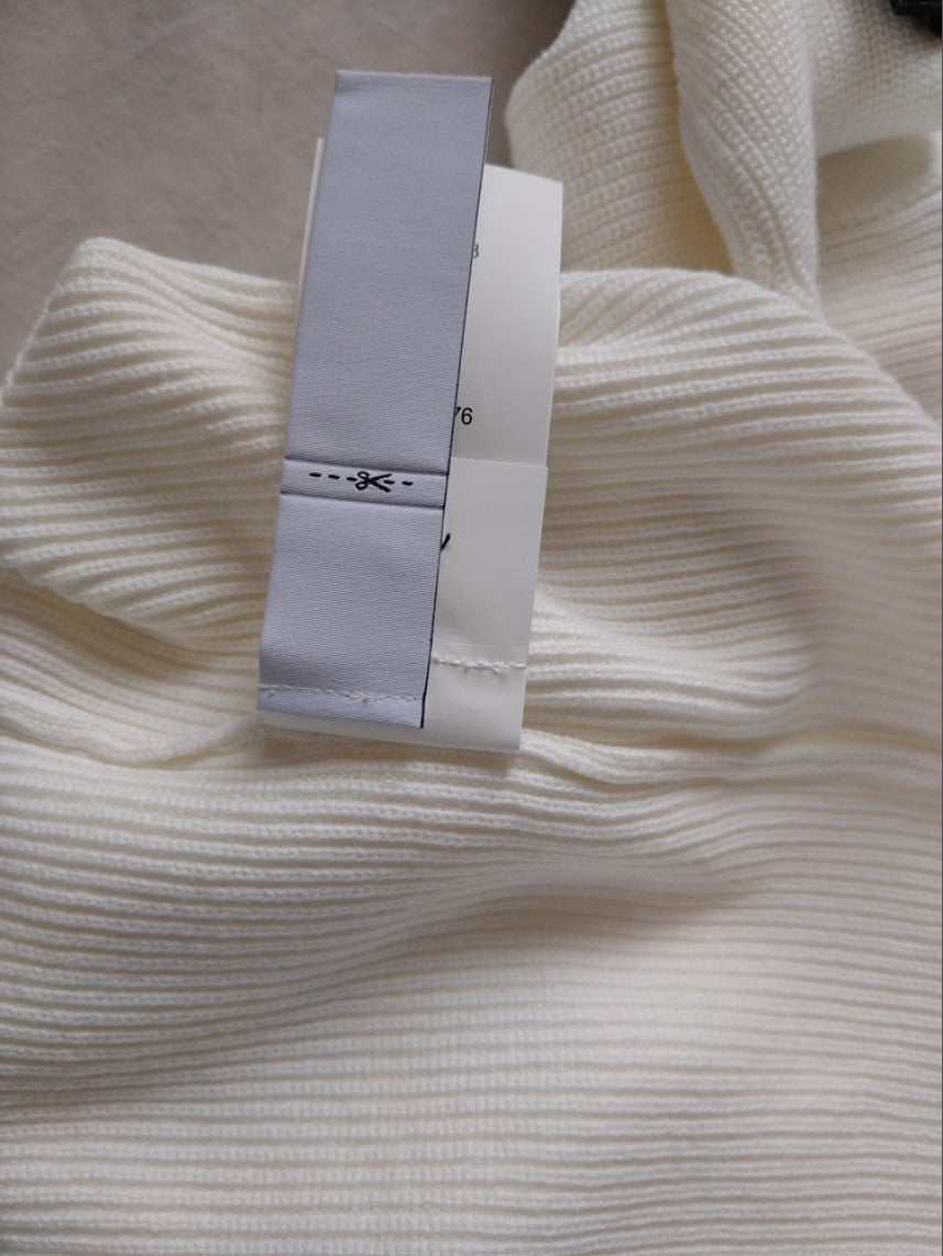 스톤아일랜드 리브드 소프트 코튼 니트 24SS 514D8