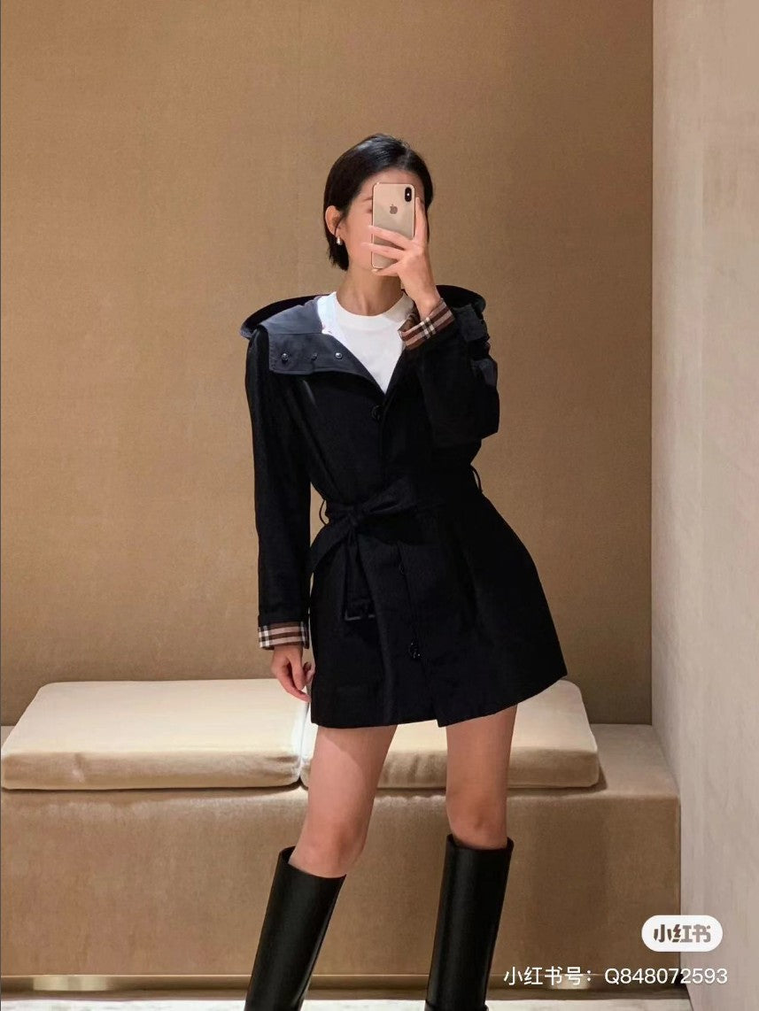 버버리 여성 트렌치 후드 자켓