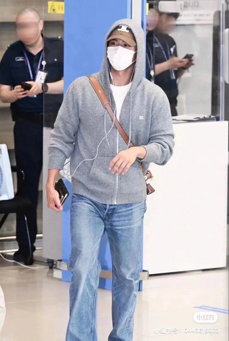 셀린느 자수 로고 캐시미어 후드 집업