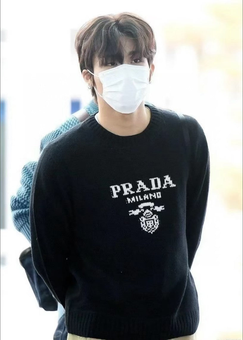 프라다 레터링 로고 니트
