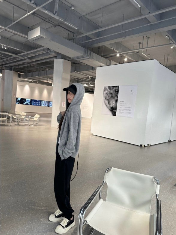 버버리 블루 레터링 자수 조거 바지