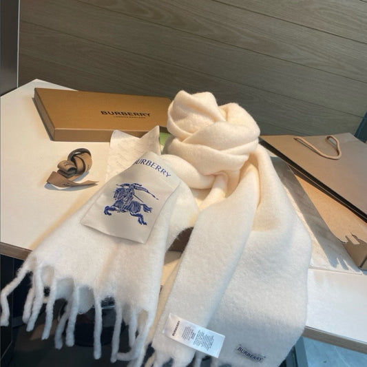 버버리 블루 로고 앙고라 머플러