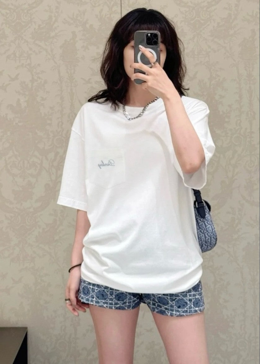 디올 포켓 자수 로고 반팔티