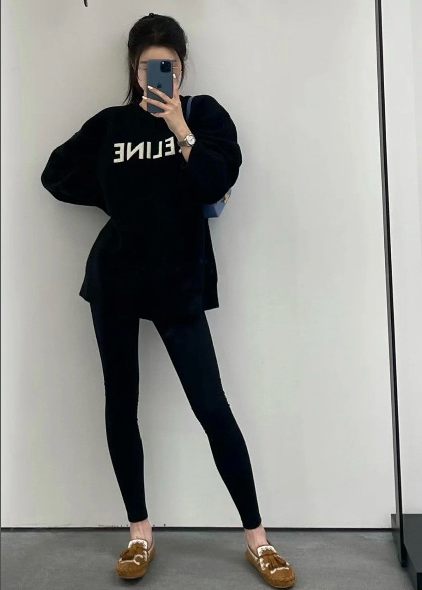 셀린느 레터링 로고 오버핏 풀오버 니트