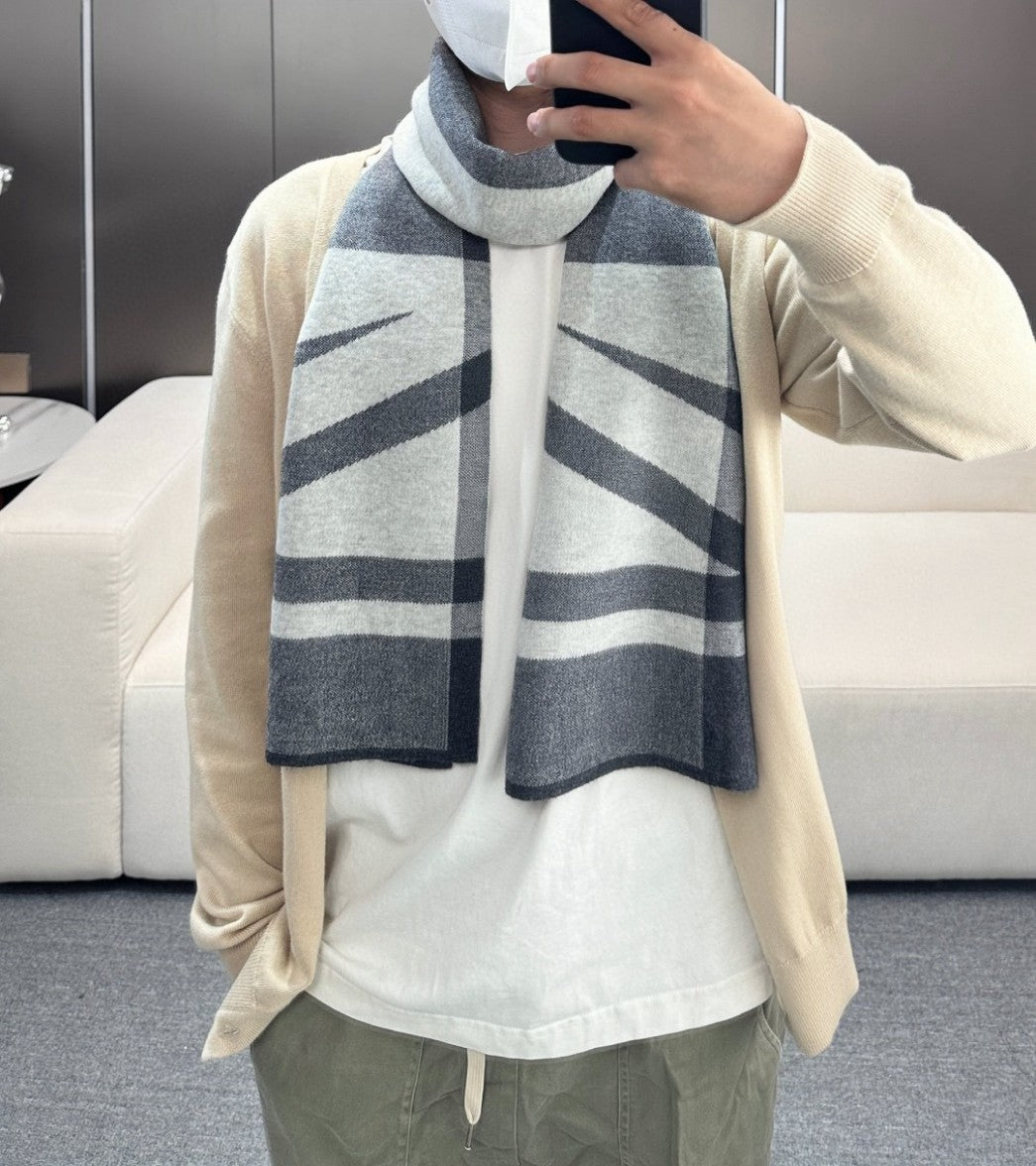 버버리 자수 로고 캐시미어 머플러