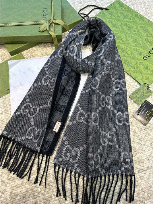 구찌 GG 로고 실크 울 머플러