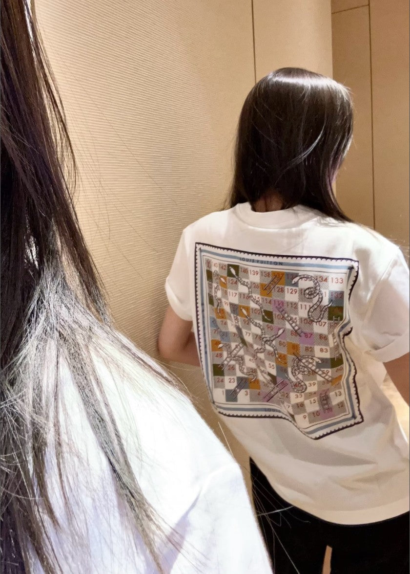 루이비통 스네이크 프린트 반팔티