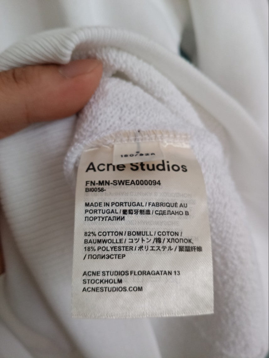 아크네스튜디오 리버스 라벨 맨투맨 BI0058