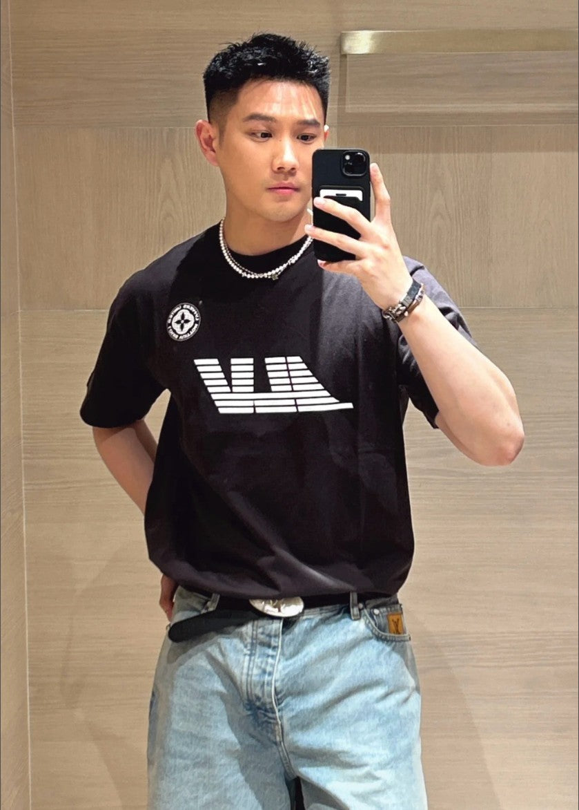 루이비통 LV 프린트 로고 반팔티