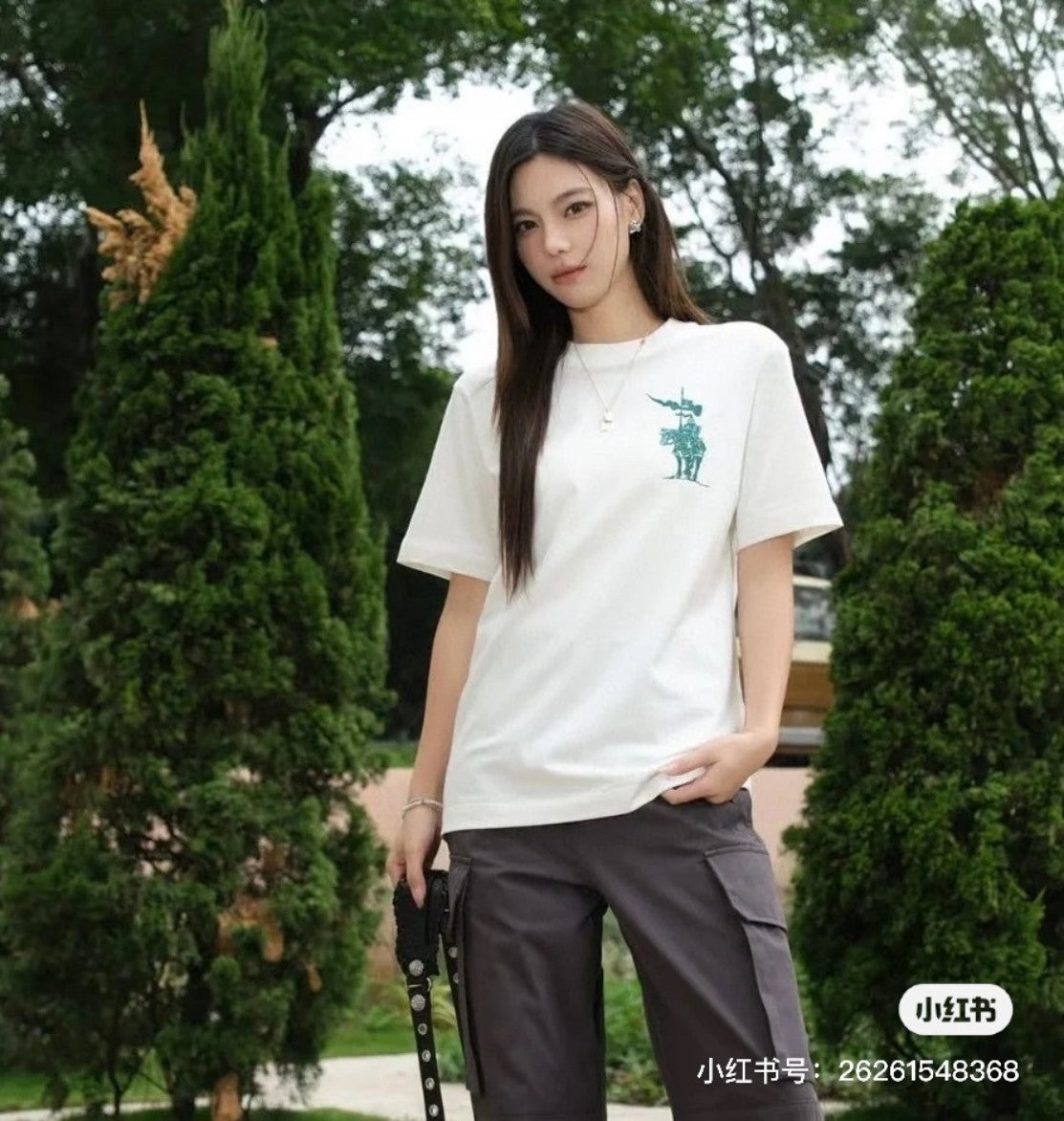 버버리 그린 자수 로고 반팔티