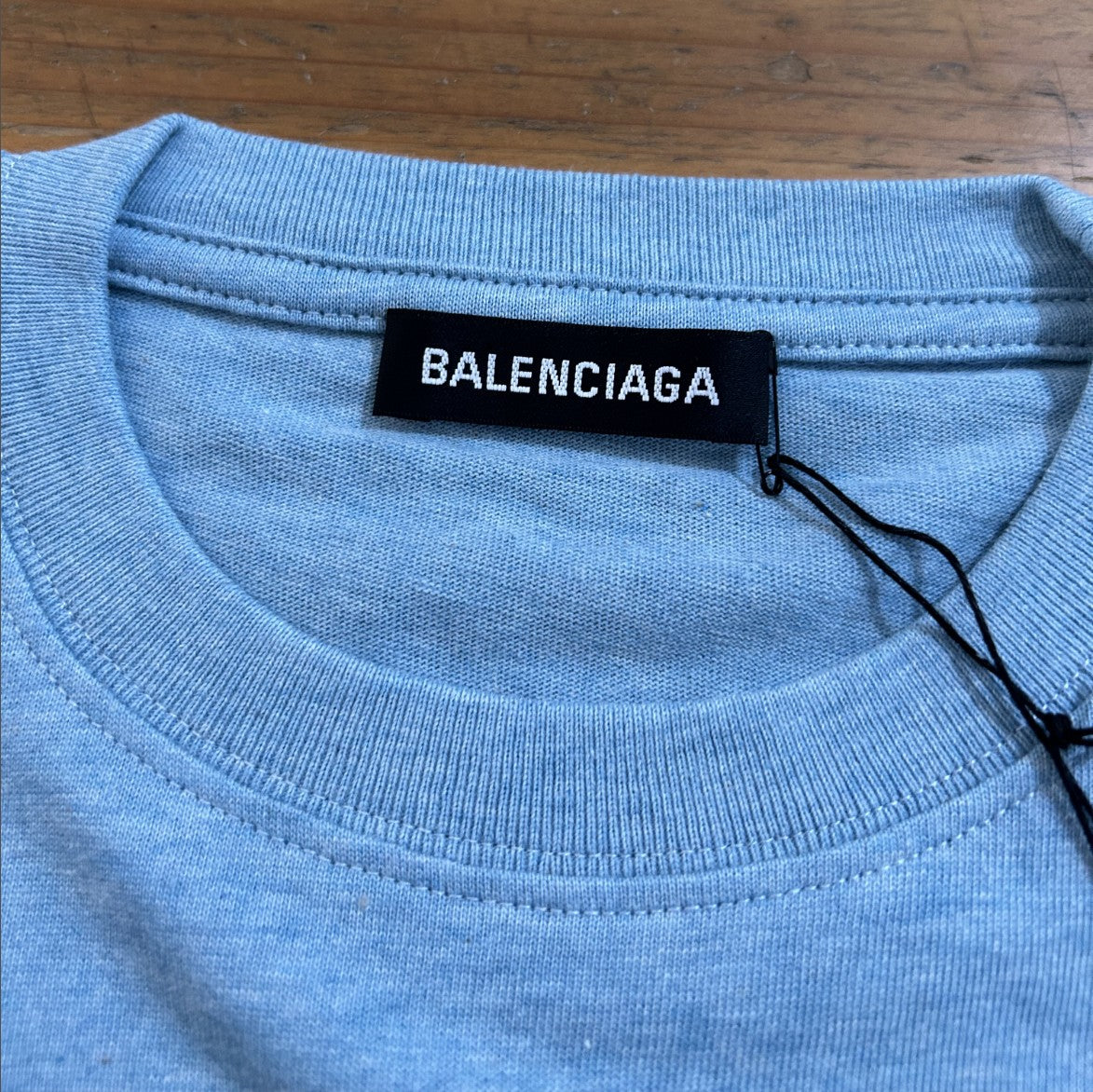 발렌시아가 웨이브 로고 클래식 반팔티