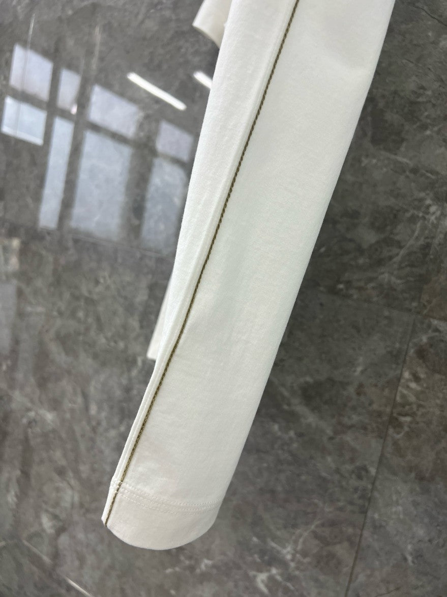 버버리 자수 로고 사이드 스티치 반팔티