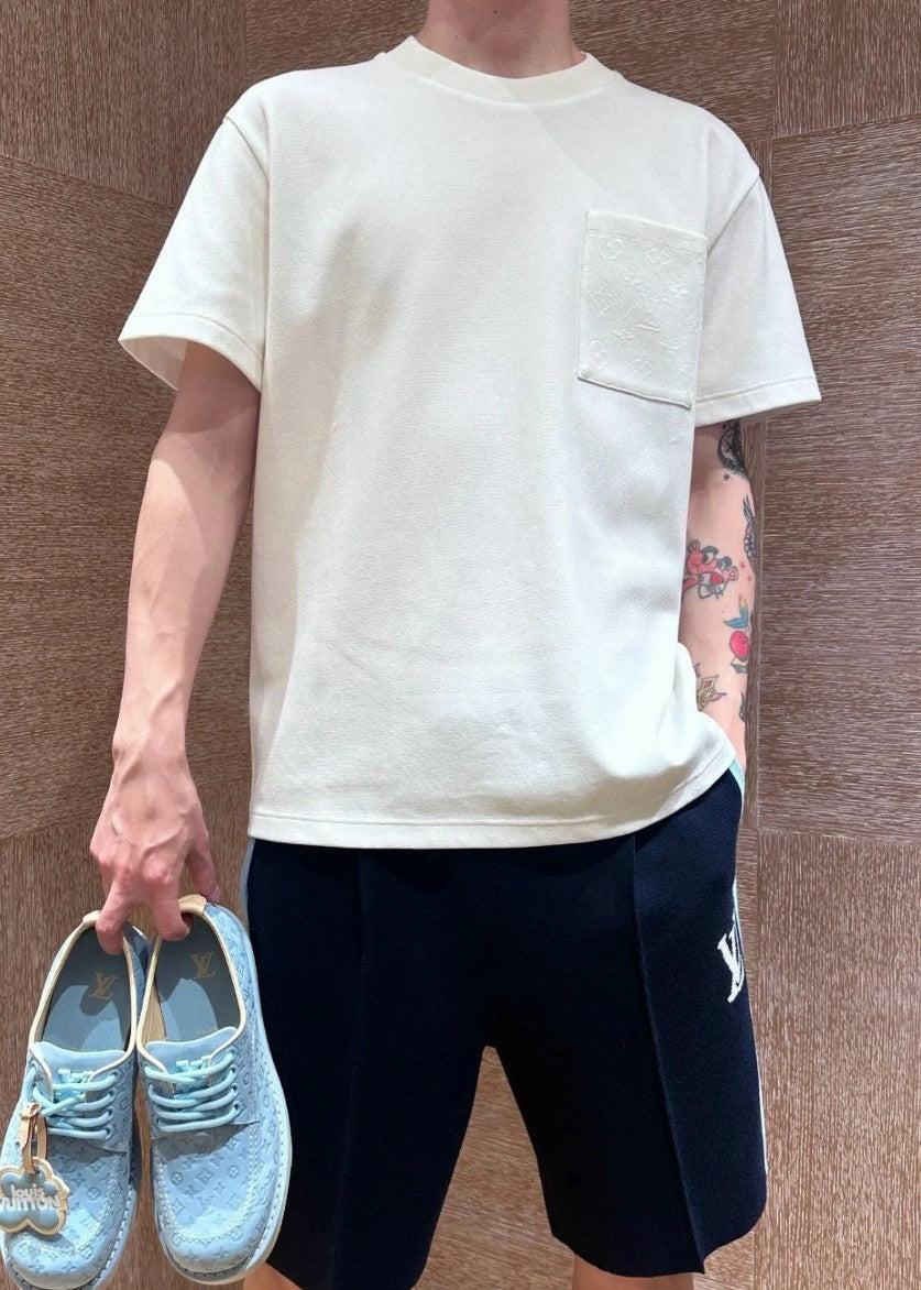 루이비통 포켓 LV 로고 반팔티