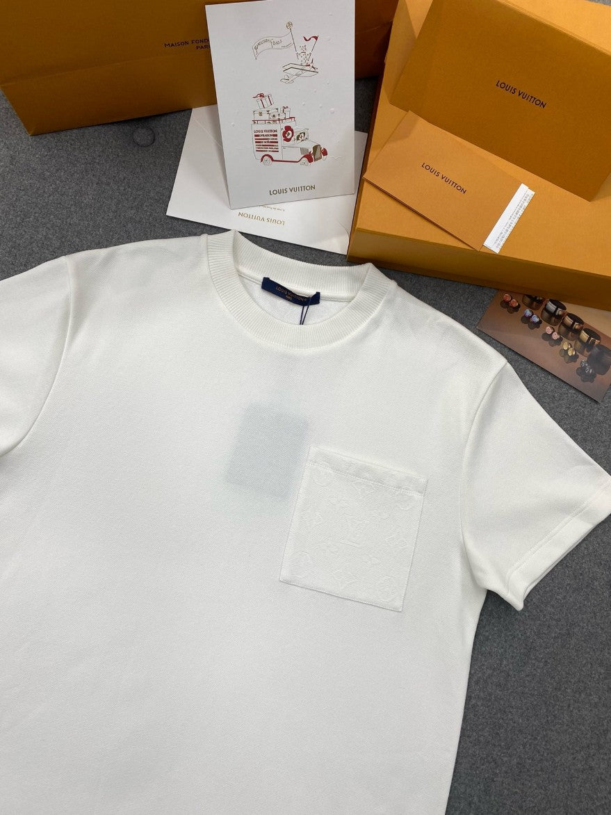 루이비통 포켓 LV 로고 반팔티
