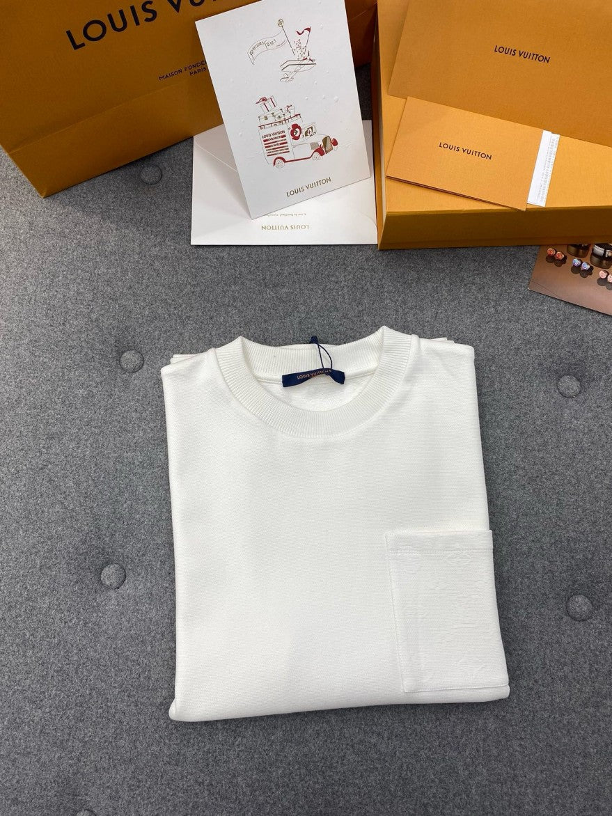 루이비통 포켓 LV 로고 반팔티