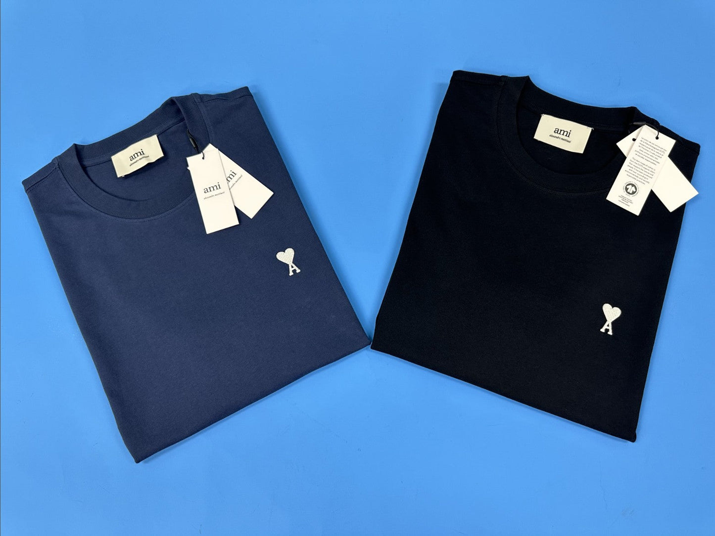 아미 화이트 로고 반팔티