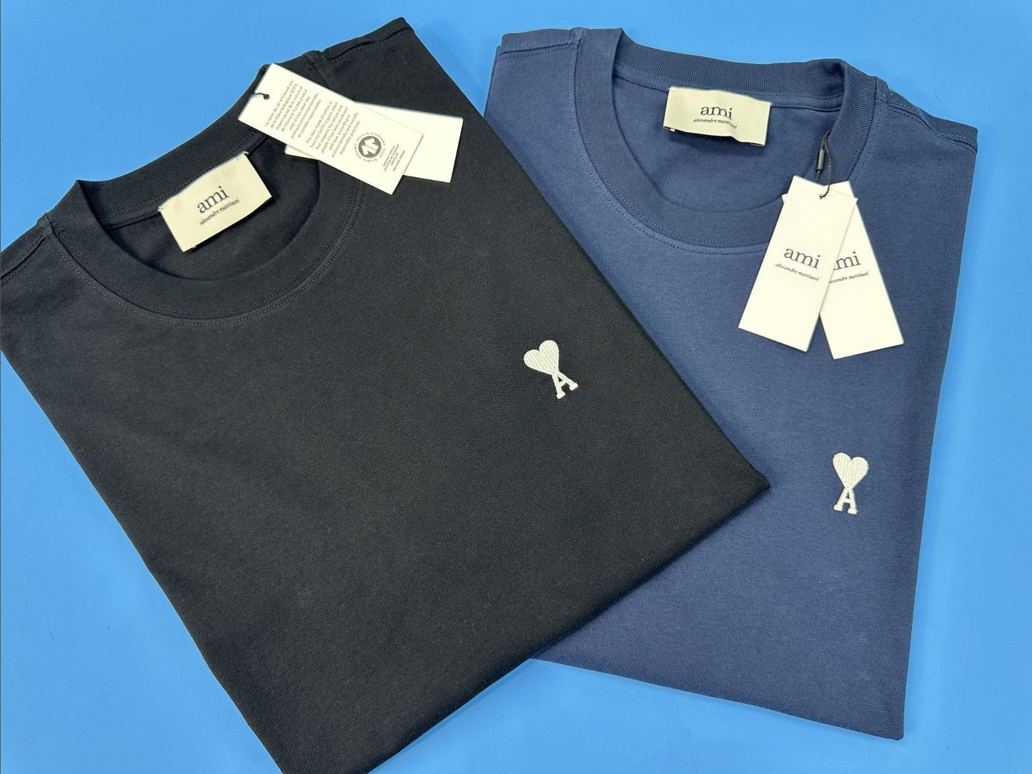 아미 화이트 로고 반팔티