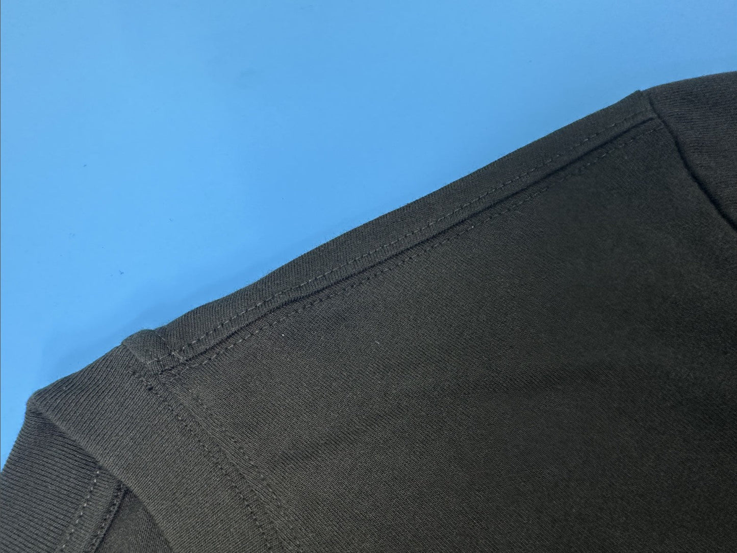 아미 화이트 로고 반팔티