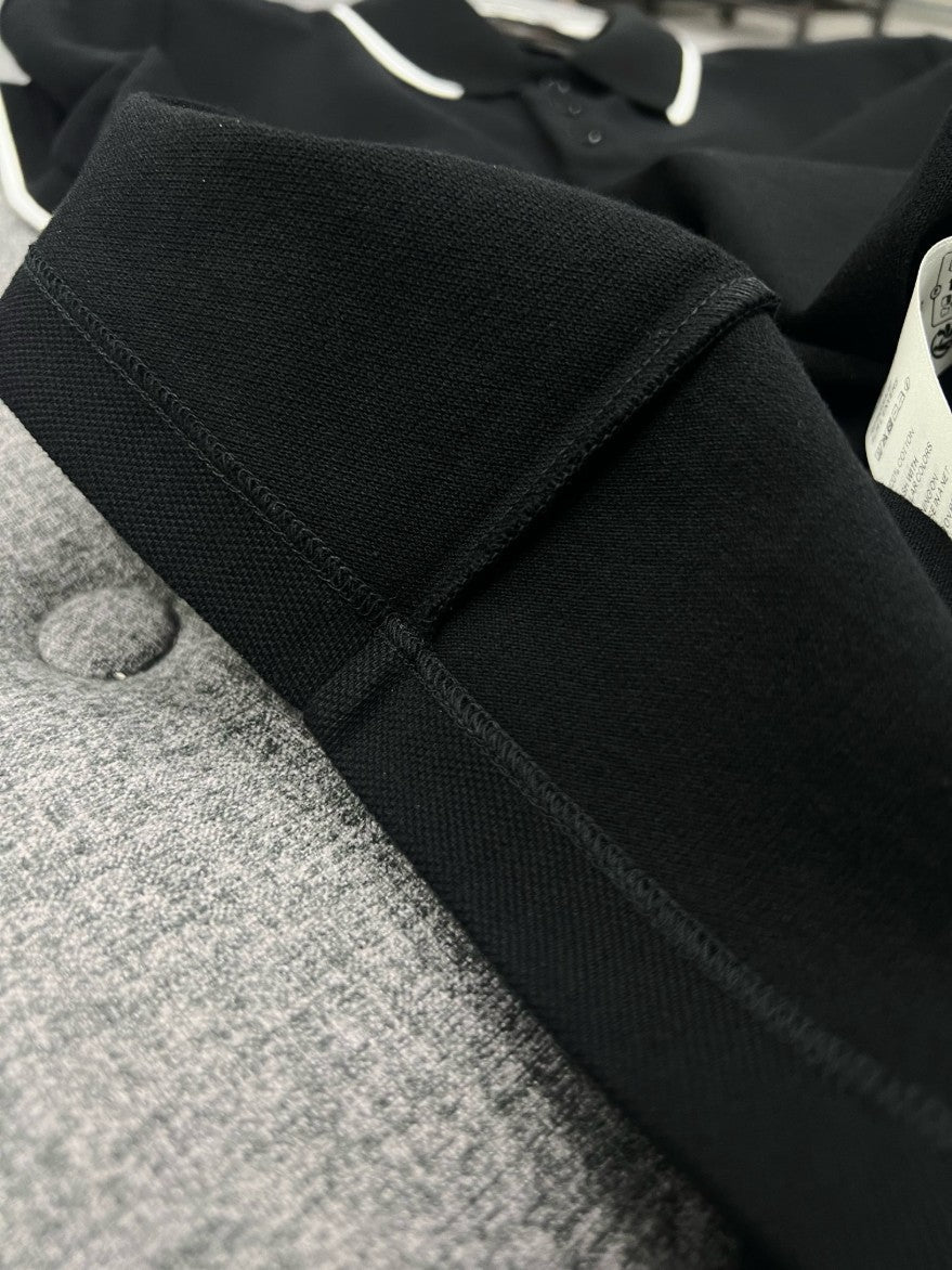 셀린느 자수 로고 카라 반팔티