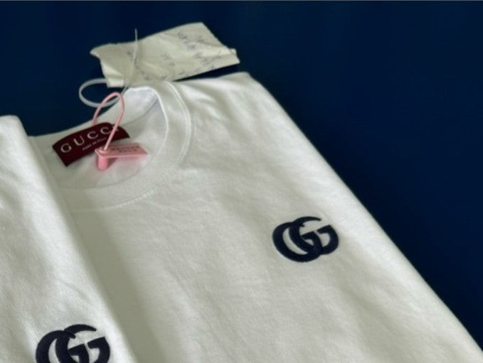 구찌 자수 GG 로고 반팔티