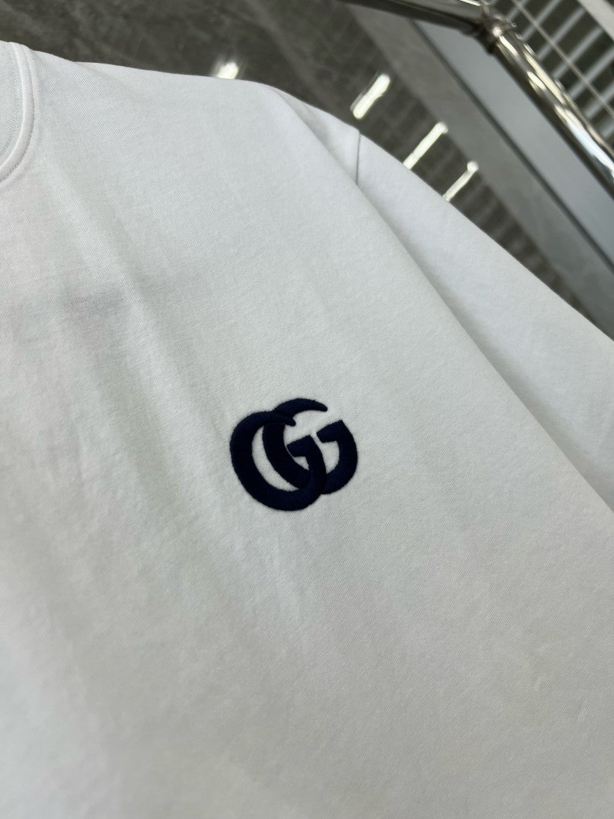 구찌 자수 GG 로고 반팔티