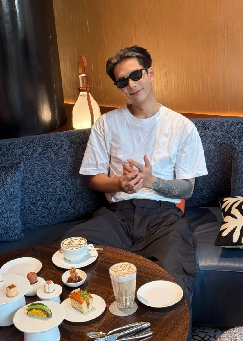 루이비통 LV 입체 로고 반팔티