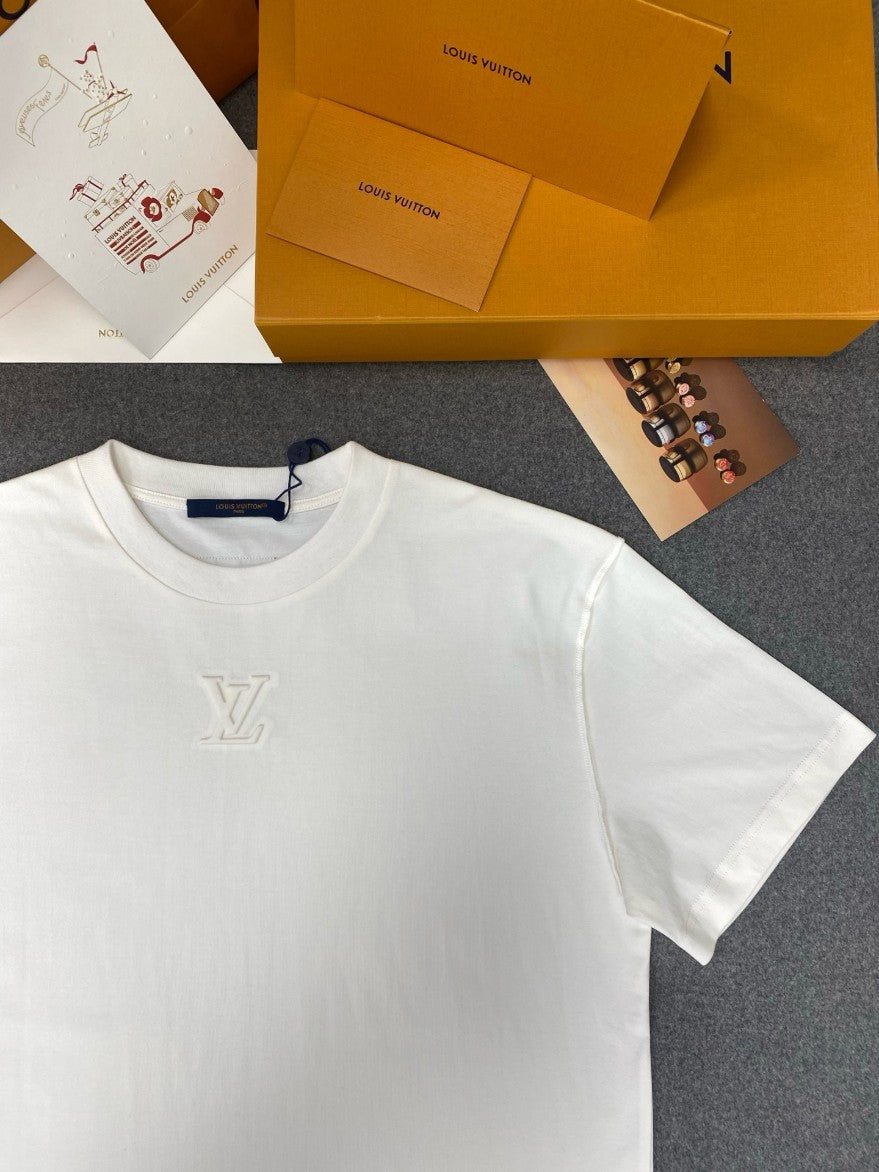 루이비통 LV 입체 로고 반팔티