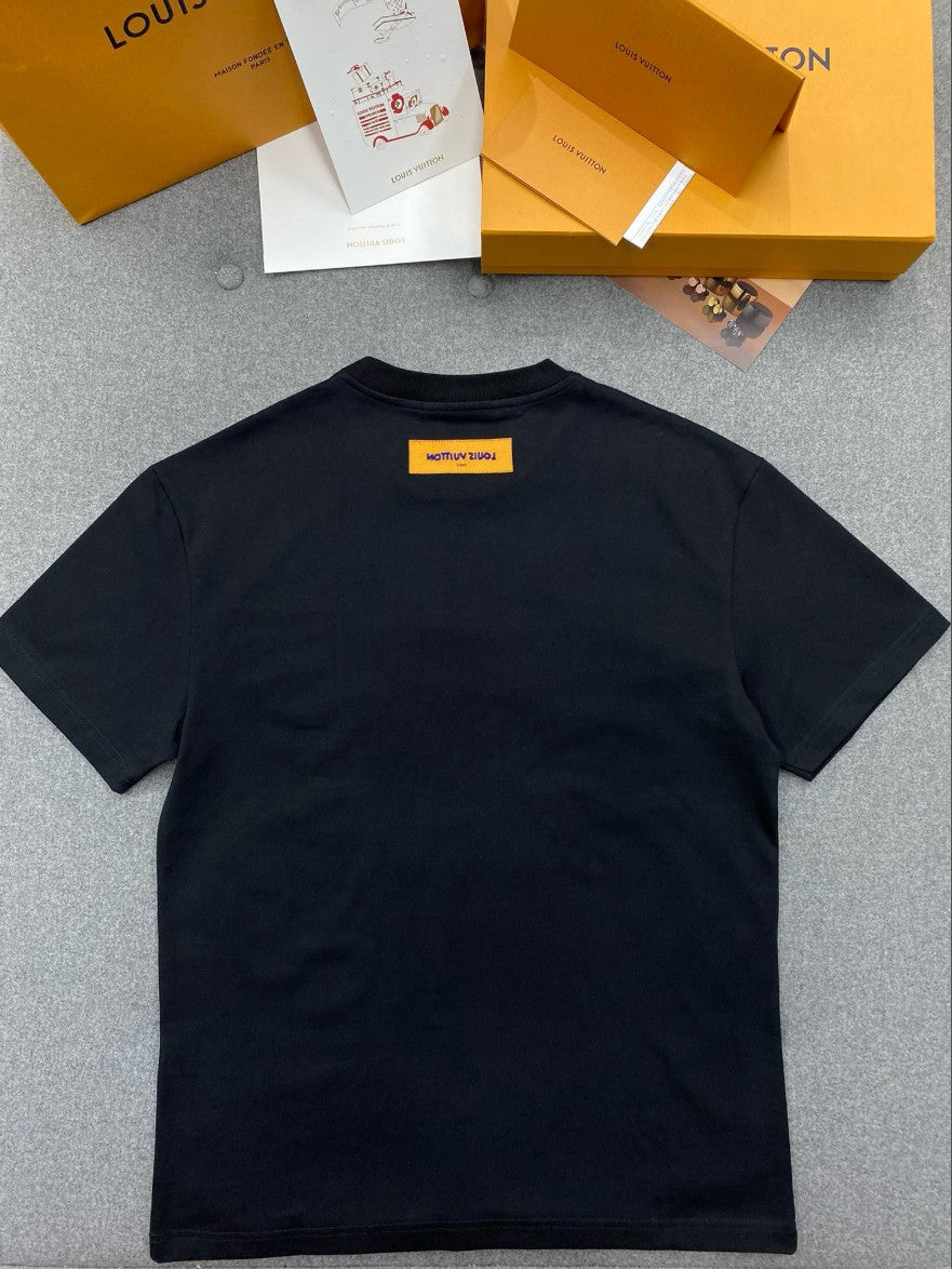 루이비통 pearl 로고 반팔티