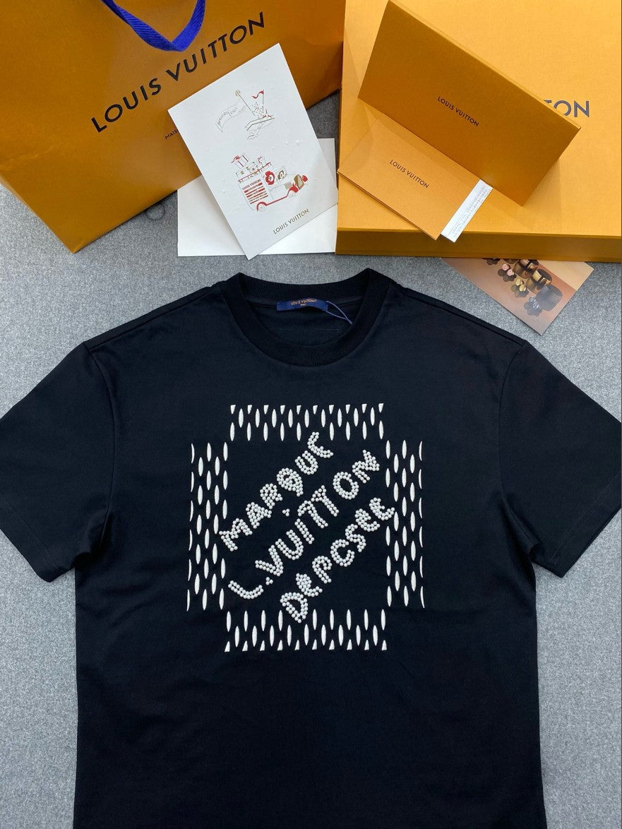 루이비통 pearl 로고 반팔티