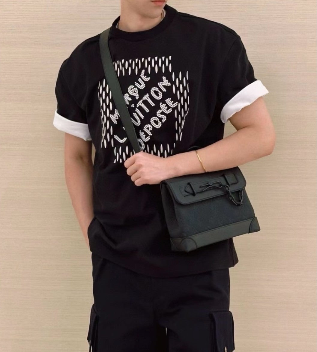 루이비통 pearl 로고 반팔티