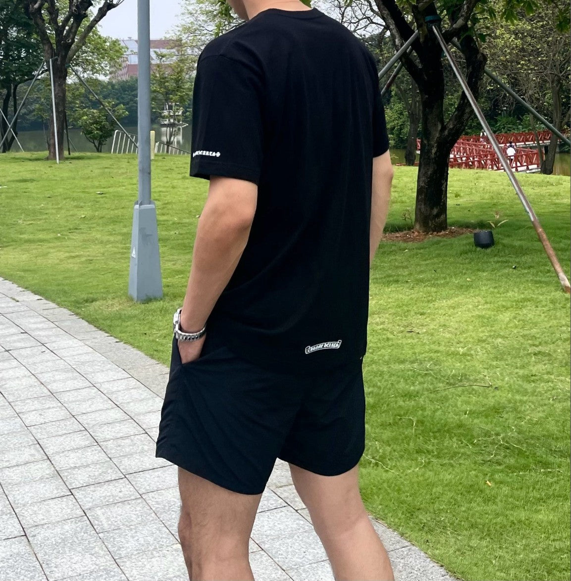 크롬하츠 넥 로고 포켓 반팔티