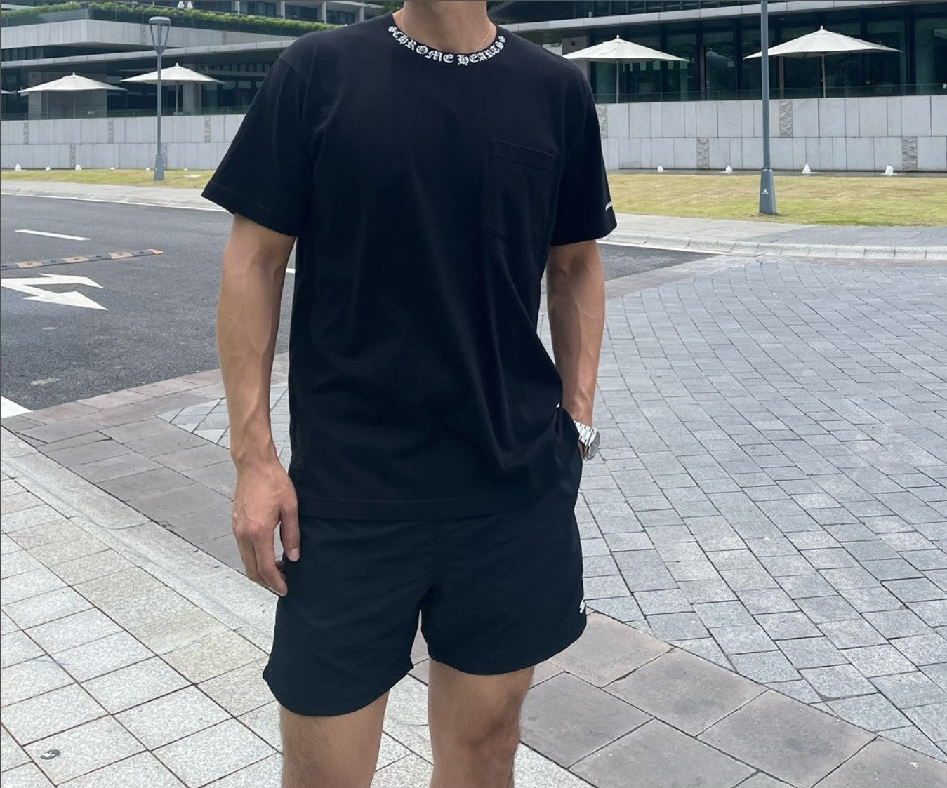 크롬하츠 넥 로고 포켓 반팔티