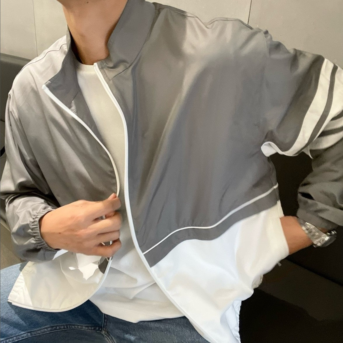 톰브라운 배색 투톤 바람막이 집업