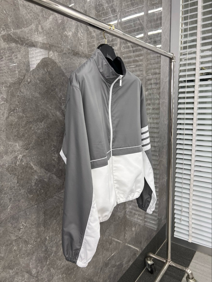 톰브라운 배색 투톤 바람막이 집업