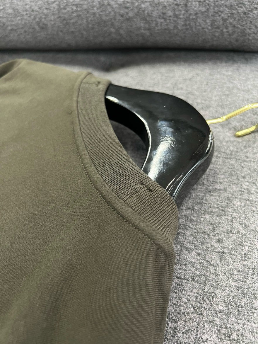 버버리 소매 프린트 로고 긴팔티