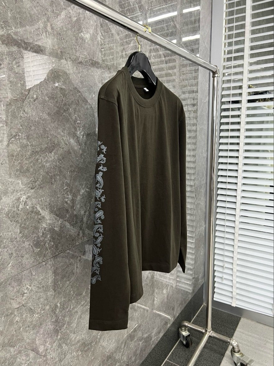 버버리 소매 프린트 로고 긴팔티