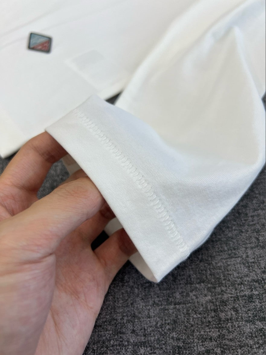 보테가베네타 다이아 로고 긴팔티