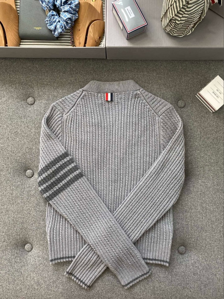톰브라운 사선 완장 여성 케이블 가디건